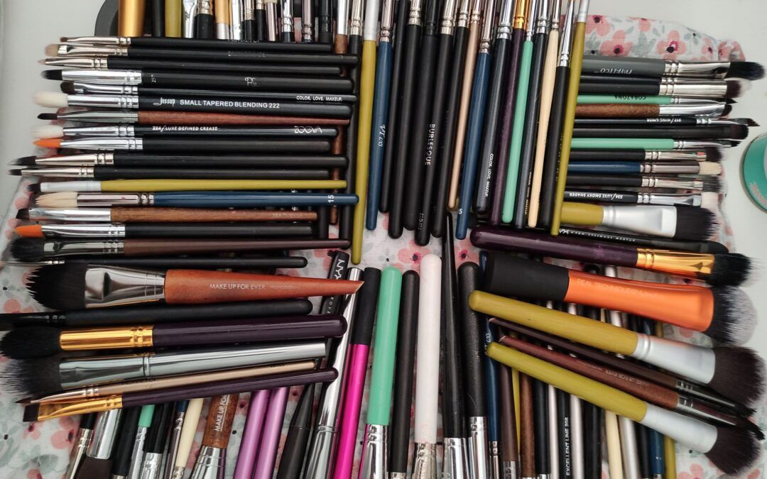 Cómo limpiar tus brochas de maquillaje